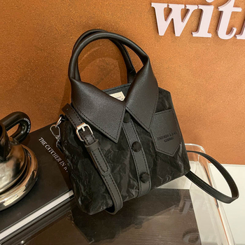 Ženska crossbody torba inspirirana korejskim stilom, PU materijal, mala kvadratna forma, za svakodnevnu upotrebu, jesen 2025