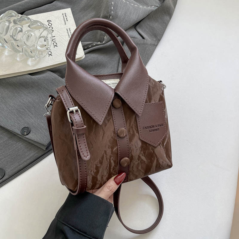 Ženska crossbody torba inspirirana korejskim stilom, PU materijal, mala kvadratna forma, za svakodnevnu upotrebu, jesen 2025