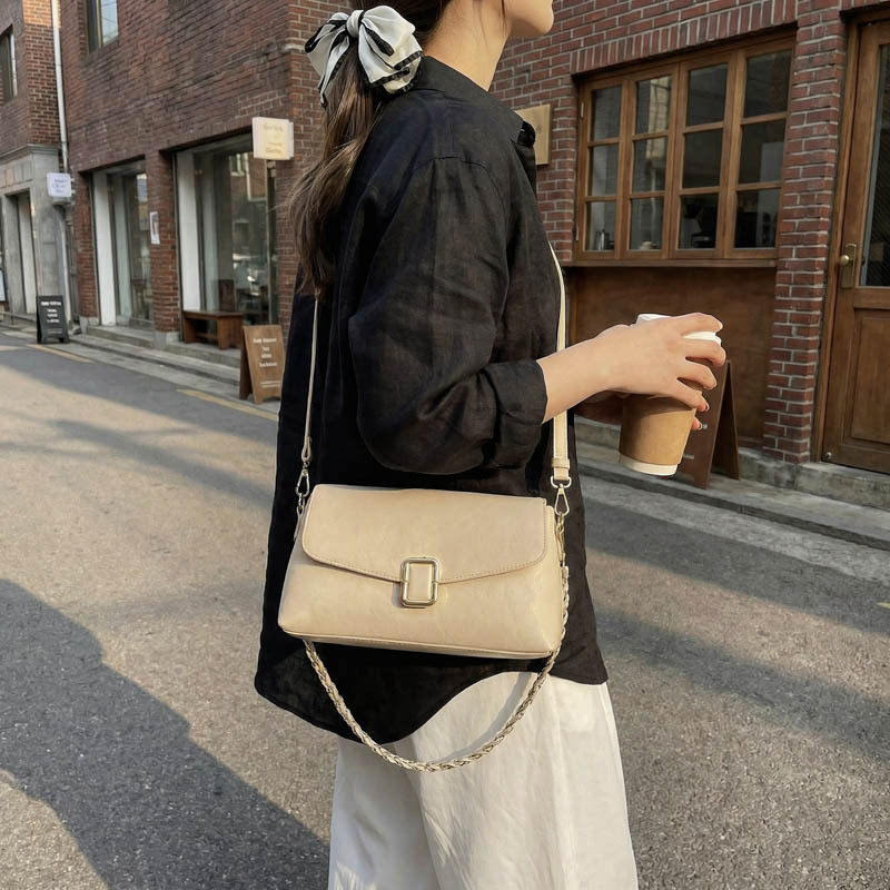 Damska crossbody torba od PU kože, mini kvadratnog oblika, 2026 novi model, retro stil za svakodnevnu upotrebu