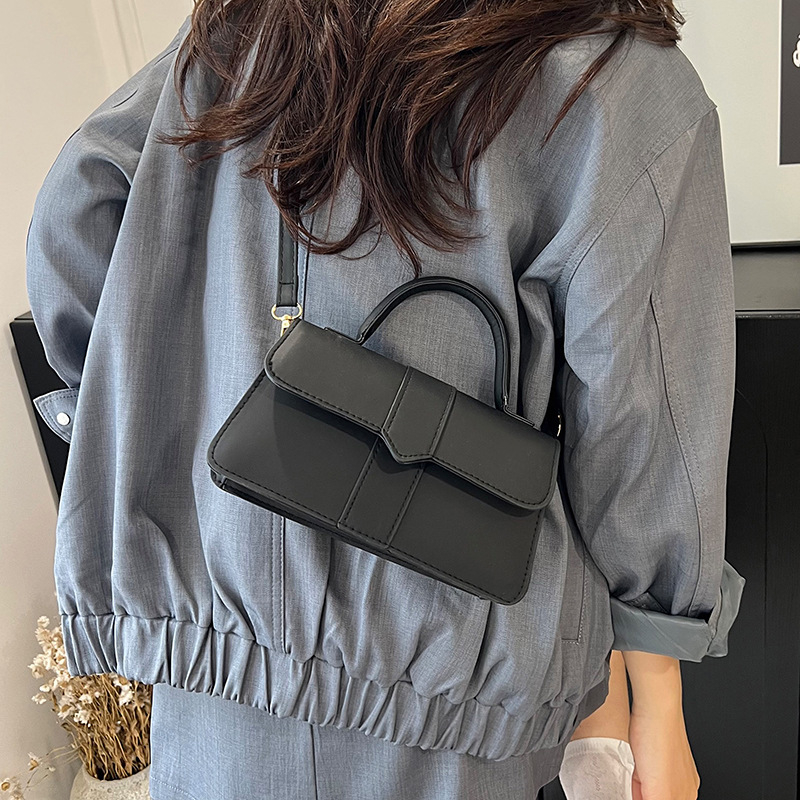 Ženska torba s urbanim stilom, PU koža, crossbody torba, retro mala kvadratna torba za svakodnevnu upotrebu