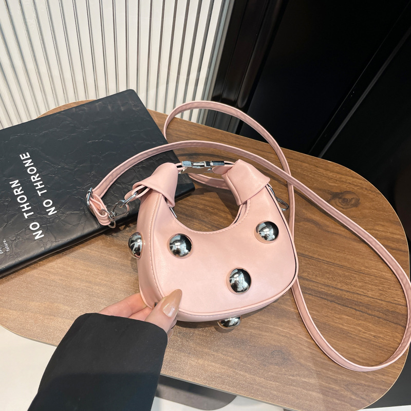 2025 nova PU torbica - mala torbica u obliku knedle, za ramena ili crossbody, gradski ležerni dizajn