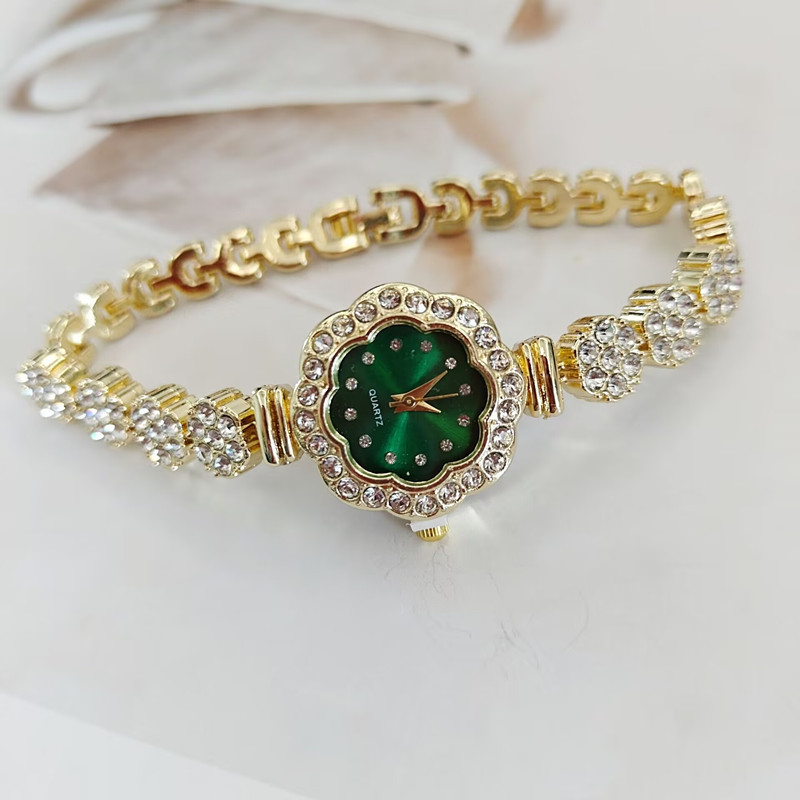 Ženski kvarcni sat s narukvicom, cvjetni dizajn s cirkonijima, elegantan stil, 24 mm brojčanik, kućište od legure, dekorativno svjetsko vrijeme