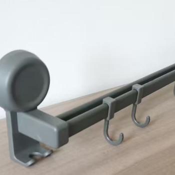 Vákuumos konyhai falra szerelhető tároló – fúrás nélkül, 1‑polcos, kanálok, spatulák és kések tárolására, grafitszínben
