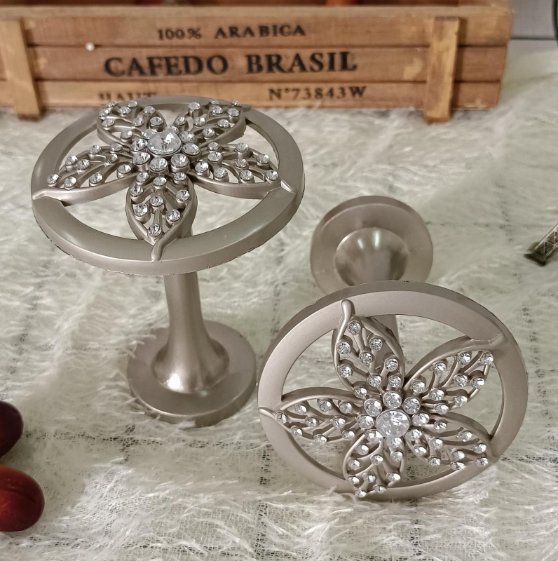 Držač za zavjese s ravnom šipkom u obliku javora lista, od cinkovog legura s rhinestones, moderni minimalistički dizajn