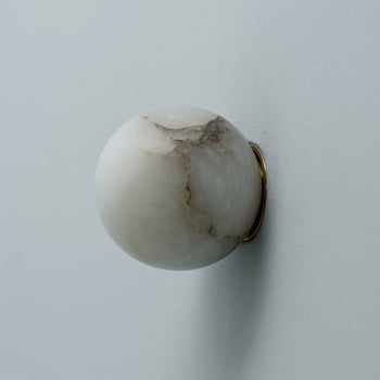 Španjolska mramorna zidna svjetiljka, sfernog oblika, retro kineski stil, wabi-sabi dizajn, mid-century dizajnersko izdanje, minimalistička noćna svjetiljka