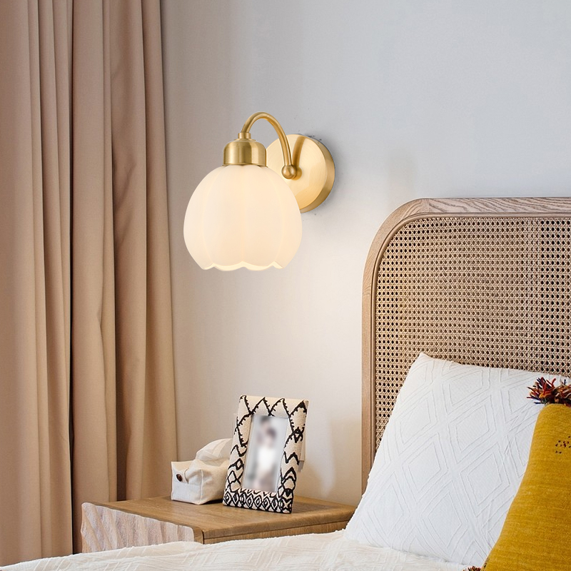 Minimalistička stenska lampa od cijelog bakra za spavaću sobu sa vučnim prekidačem, staklenim abažurom, Nordic Cream stilom, 10×15 cm, 220V, E27