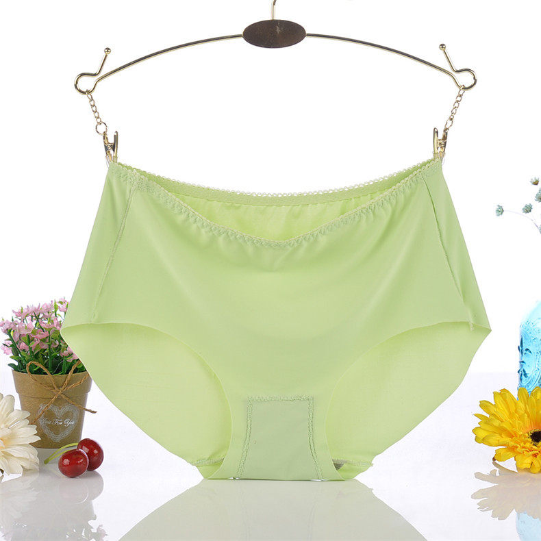 Yumei 8912 Ženske gaćice sa srednjim strukom od ice silk, bezšivne, jednobojne, plus veličina
