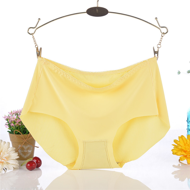 Yumei 8912 Ženske gaćice sa srednjim strukom od ice silk, bezšivne, jednobojne, plus veličina
