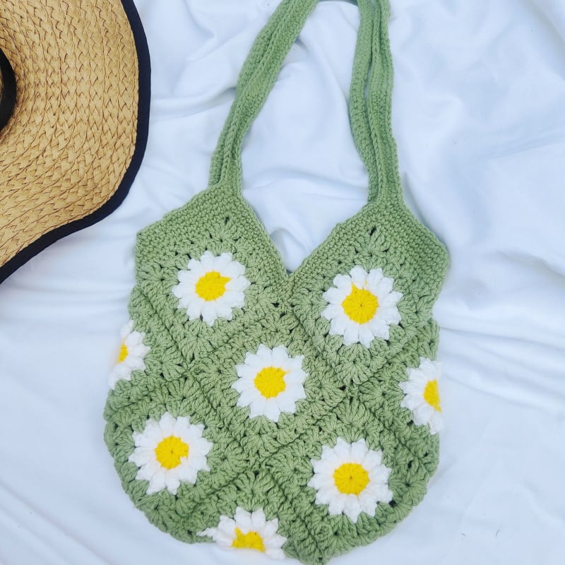 Ručna izrada ženska heklana tote torba s motivom Granny Square i margaretkama i suncokretima