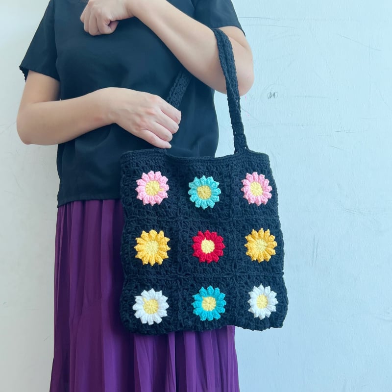 Ručna izrada ženska heklana tote torba s motivom Granny Square i margaretkama i suncokretima