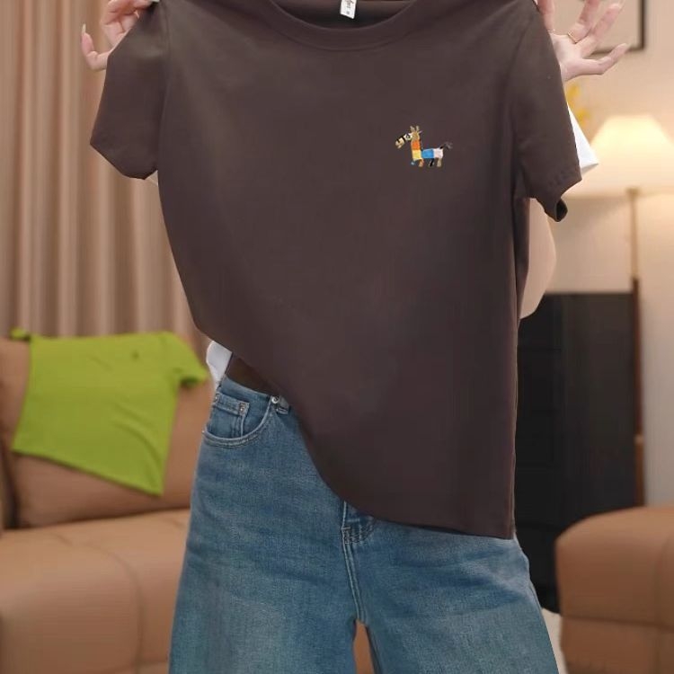 2026 Ženski T‑shirt od pamuka s kratkim rukavima, mornarsko plava, standardni kroj ramena, anime print, moderan i svestran