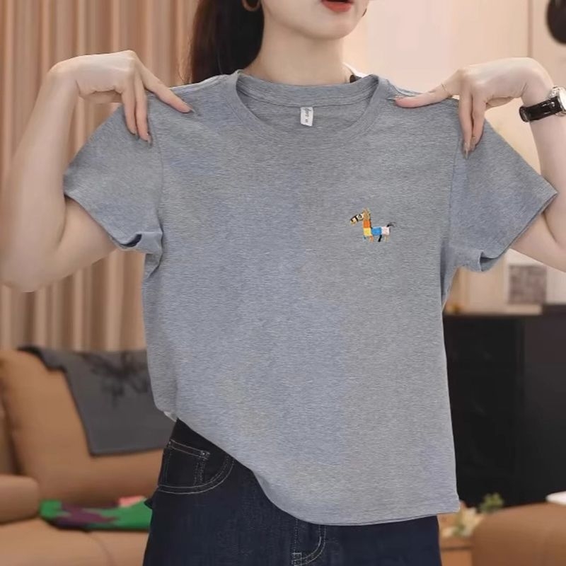 2026 Ženski T‑shirt od pamuka s kratkim rukavima, mornarsko plava, standardni kroj ramena, anime print, moderan i svestran