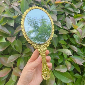 Kézi sminktükör retro mintával, 25×11 cm, műanyag keret, alumínium tükör