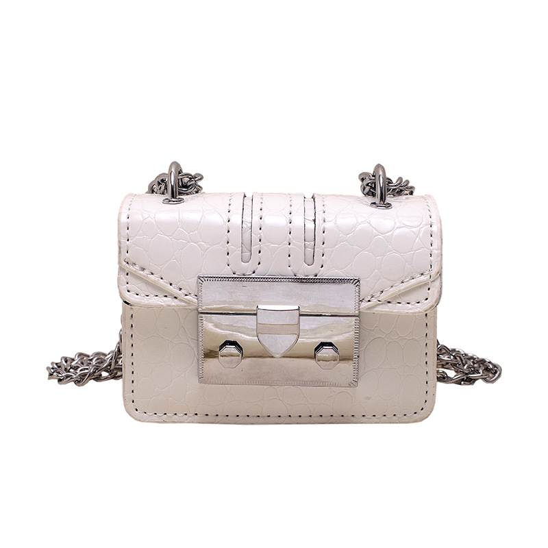 Torba za ruž s mini lančanim remenom, crossbody, jesen 2026, elegantna kvadratna mala torbica