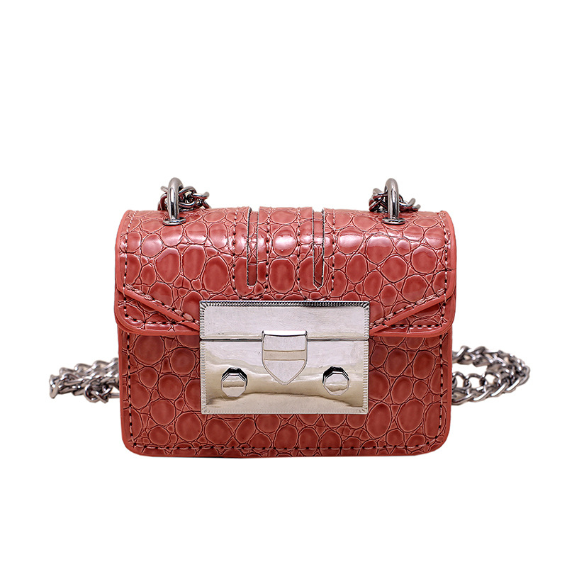 Torba za ruž s mini lančanim remenom, crossbody, jesen 2026, elegantna kvadratna mala torbica