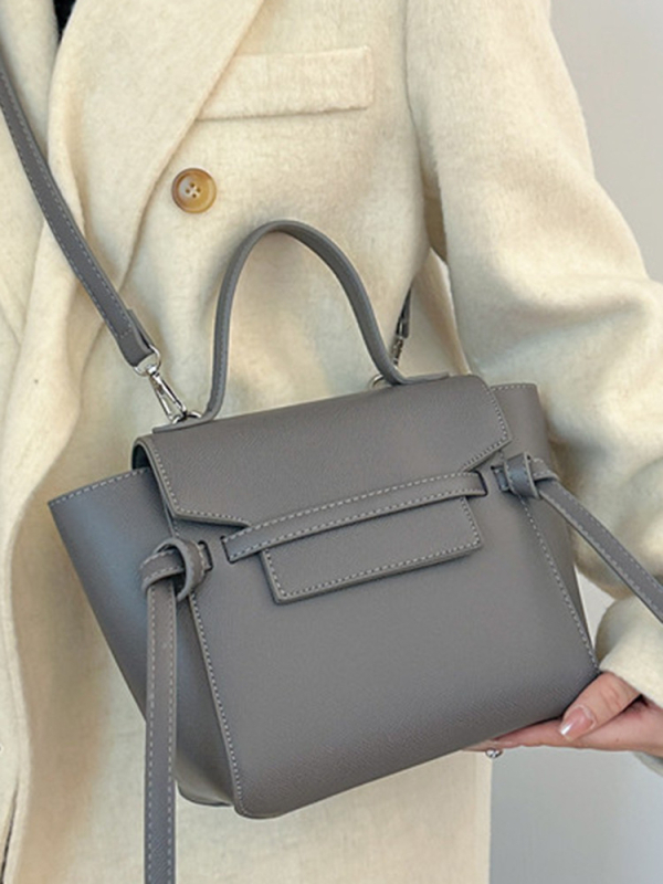 2025 jesenja ženska torba u francuskom stilu, minimalistička i elegantna, preko ramena ili crossbody, s motivom krila, velika kapaciteta