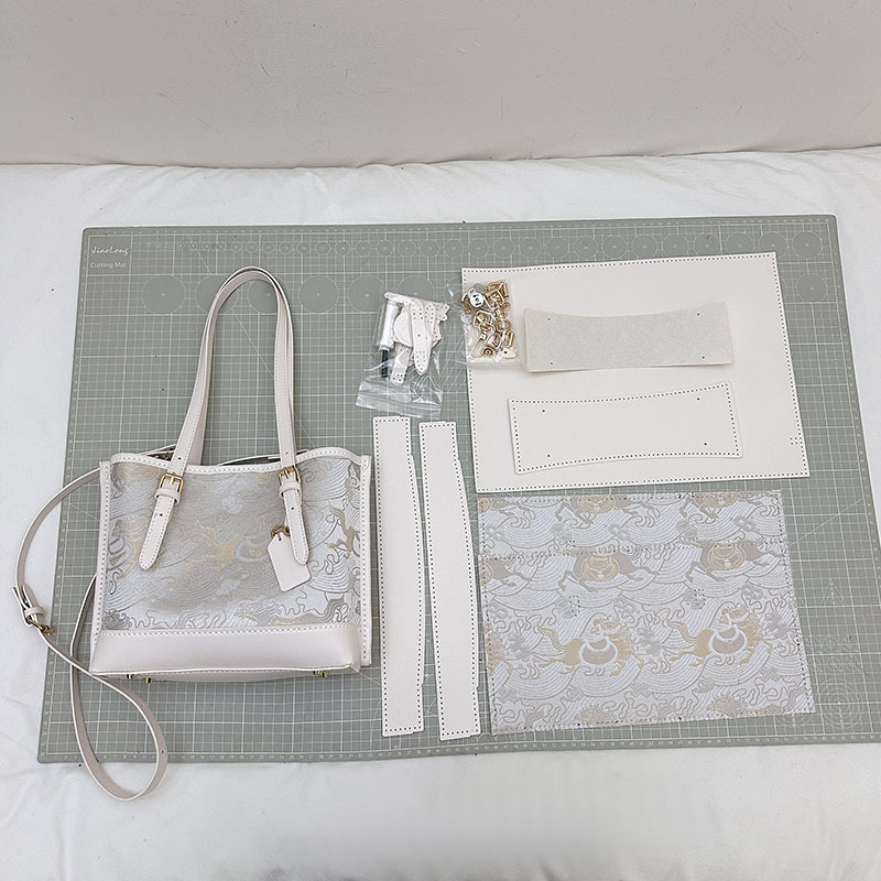Materijalni set s nacionalnim uzorkom u novom kineskom stilu za ručno izrađenu veliku tote torbu — DIY torba za ramenu