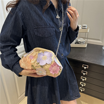 2026 nova modna ženska crossbody torbica za večernje prilike, moderan kineski stil, nišni dizajn