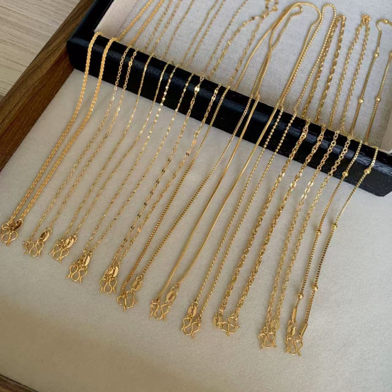 Nakit za ključnu kost od titan čeličnog materijala s M kopčom, miješani stilovi lanaca: box lanac, O‑oblik lanac, lanac u stilu Chopard, spacer perle suncokreta, lanac s kuglicama i zmijskog tipa lanac
