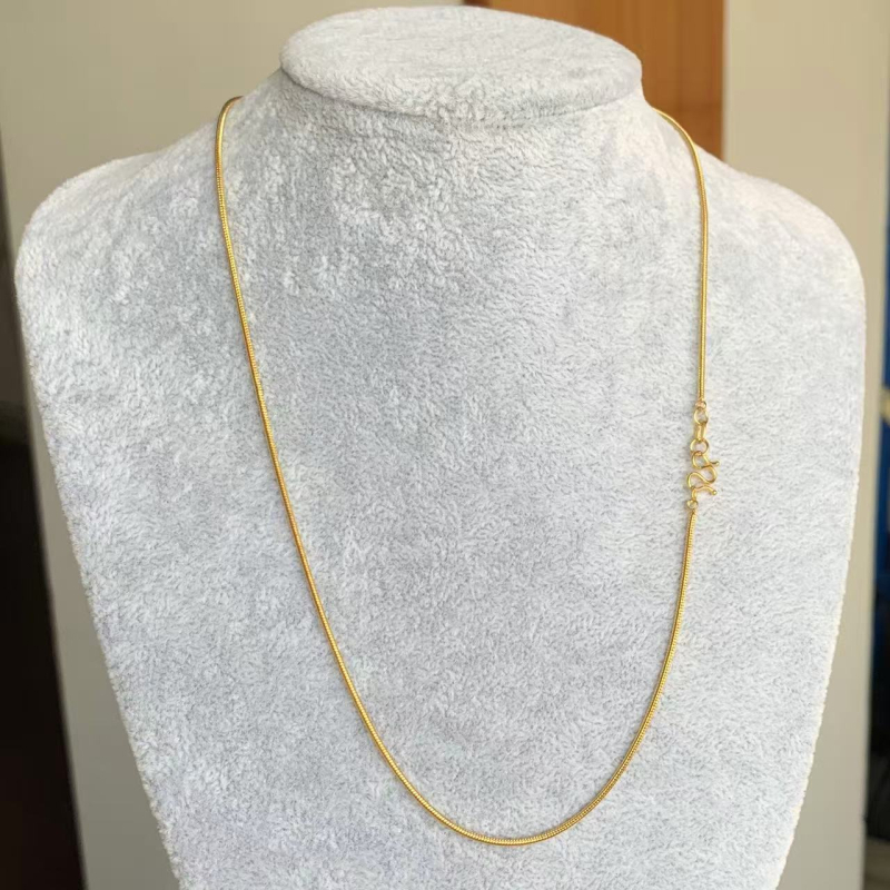 Nakit za ključnu kost od titan čeličnog materijala s M kopčom, miješani stilovi lanaca: box lanac, O‑oblik lanac, lanac u stilu Chopard, spacer perle suncokreta, lanac s kuglicama i zmijskog tipa lanac