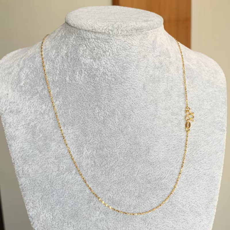 Nakit za ključnu kost od titan čeličnog materijala s M kopčom, miješani stilovi lanaca: box lanac, O‑oblik lanac, lanac u stilu Chopard, spacer perle suncokreta, lanac s kuglicama i zmijskog tipa lanac