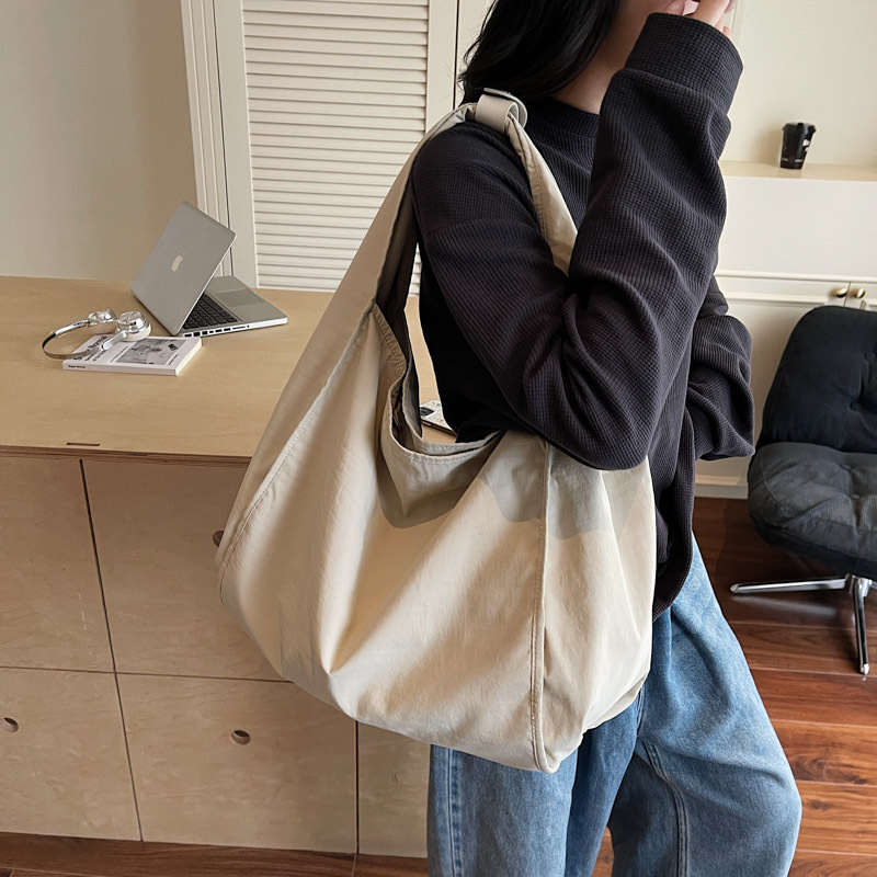 Torba od najlona s velikim kapacitetom — torba za rame, crossbody i ručna torba, platnena torba, moderna i jednostavna