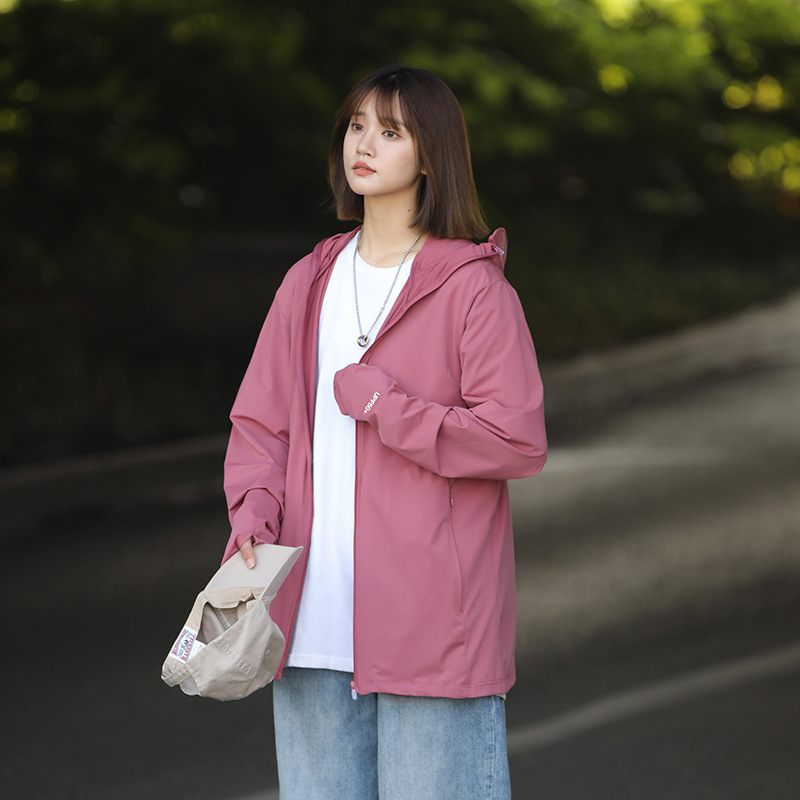 Jachetă unisex cu protecție solară, glugă, UPF50+, ușoară, respirabilă, uscare rapidă, dungată, pentru ciclism și drumeții