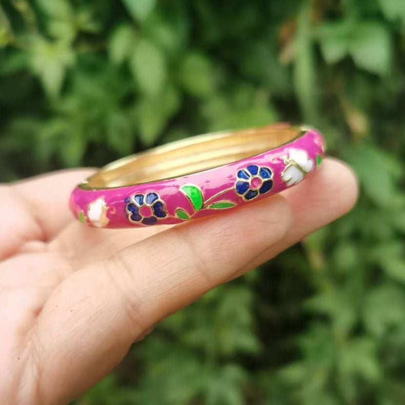 Gyermekeknek szóló cloisonné karkötő virágos áttört mintával, etnikus stílusú ékszer lányoknak