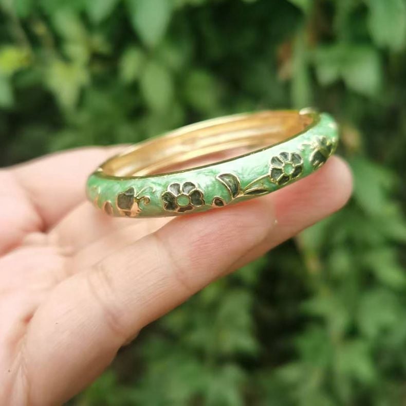 Gyermekeknek szóló cloisonné karkötő virágos áttört mintával, etnikus stílusú ékszer lányoknak