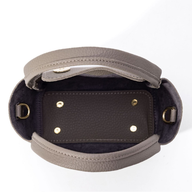 2025 minimalistička jednobojna kanta torba, nišnog dizajna, inspirirana košarom za povrće, zapadnjački stil, svakodnevna crossbody torba.
