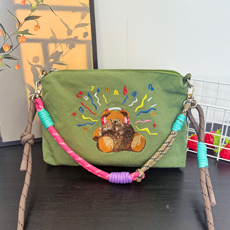 Ženska vodootporna torba za rame sa japanskim vezom, svestrana, velik kapacitet, svakodnevna crossbody torba