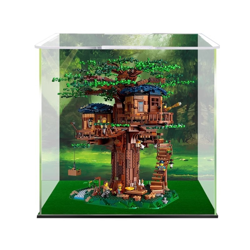 LEGO Kuća na drvetu 21318 kutija za izlaganje s prozirnim zaštitnikom od prašine