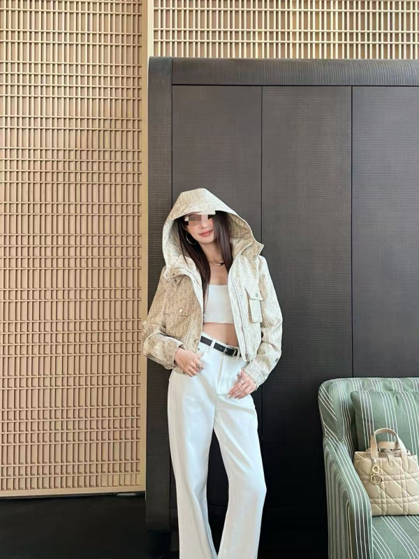 Dijia 25 Jachetă cu glugă pentru primăvară timpurie, țesătură jacquard din 100% bumbac — stil elegant de doamnă din înalta societate