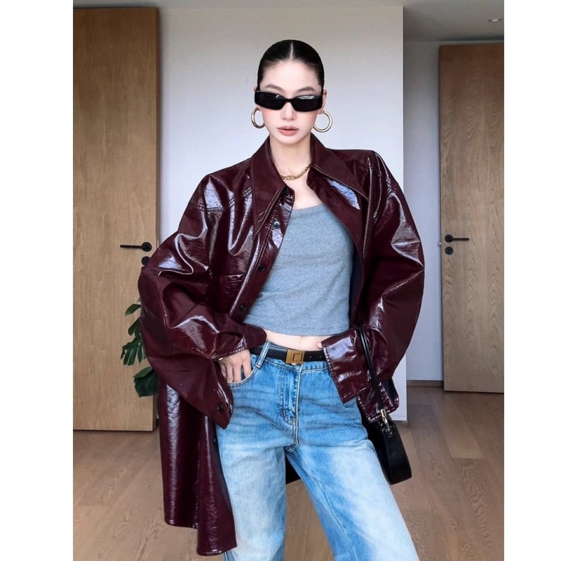 Žensko PU kožno jakna u francuskom retro stilu, crvena, duge rukave, za proljeće i jesen, vintage biker jakna, moderno i svestrano.