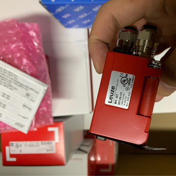 Leuze optoelektronski prekidač LS5/9D, LE5/4P, LE5/2N, LE5B/4, LS5B/9