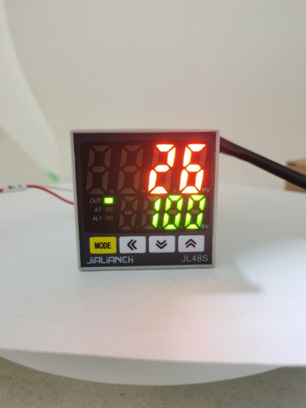 CHB702/401 Digitalni termostat s univerzalnim ulazom, podesivi PID, inteligentna kontrola, HD veliki zaslon
