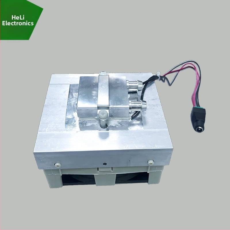 DIY polovodičový vodný chladič s cirkuláciou pre malé akvárium 5–10 L, 12 V polovodičový chladiaci čip