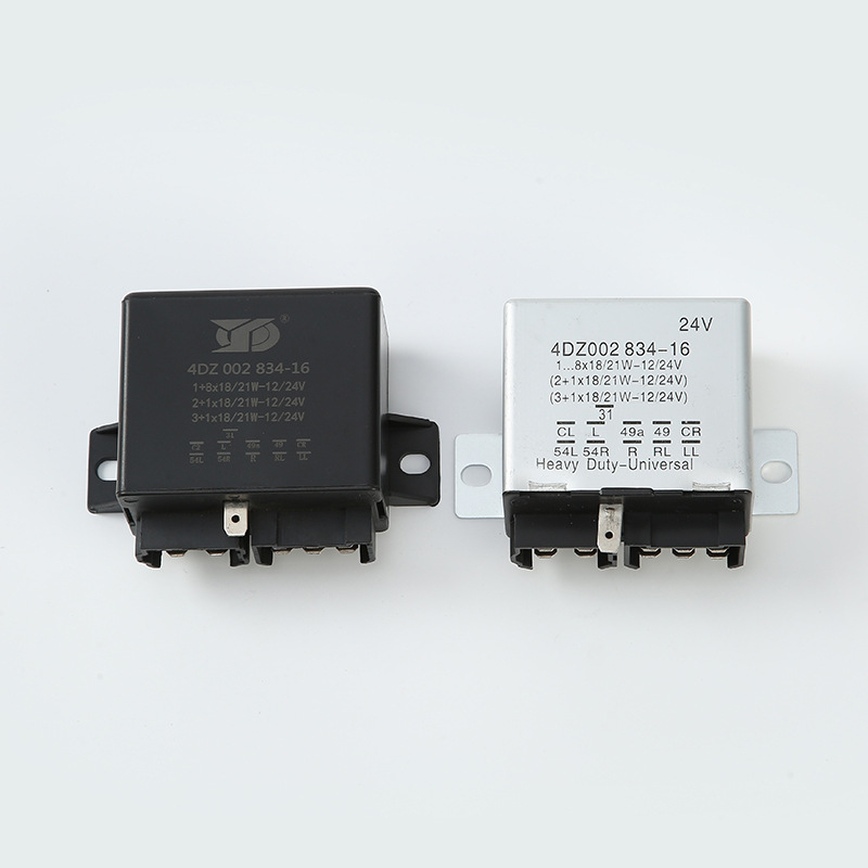Automobilsko rele za miganje 0332014203, 11 pinova, 24V, 4DZ 002 834