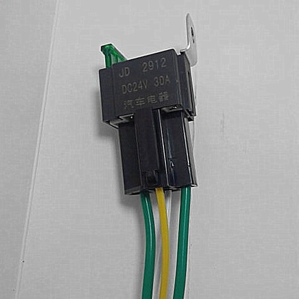 24V четири-пиново автомобилно реле, нормално отворени контакти, 30A, за фарове