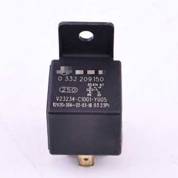 R001 automobilski relej 0332019150 1H0959142 191927841 RY777 20414941