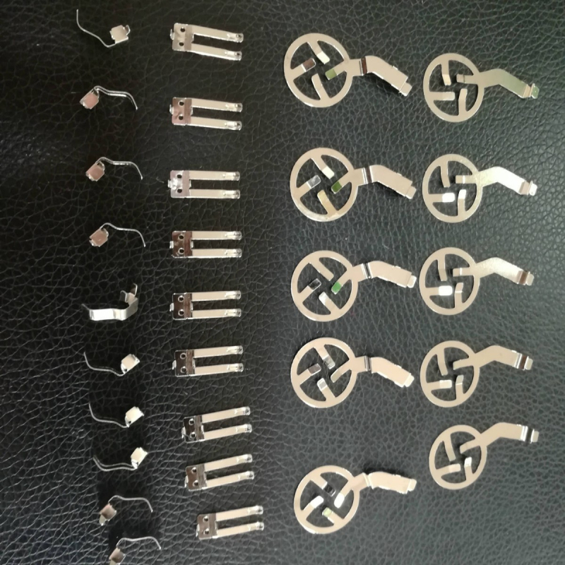 Piese ștampilate pentru electrocasnice și accesorii metalice, cupru beriliu, ventilator mic, componente pentru baterii și electronică, contacte cu arc