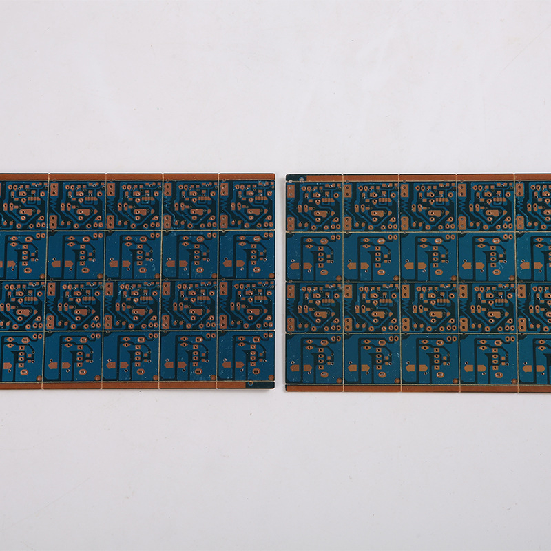 Materijal PCB za punjač – jednostruka PCB s maskom za lemljenje, FR-4/Cem-1/Cem-3 opcije, rješenje dizajna