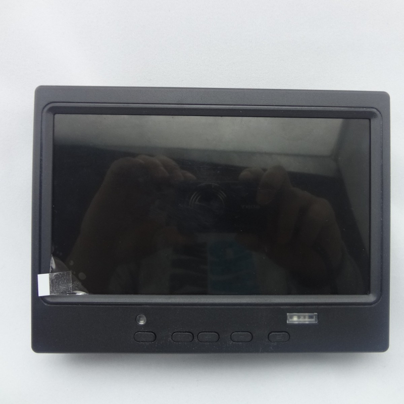 7-inčni LCD monitor s BNC, HDMI i VGA – industrijski mali zaslon, višenamjenski
