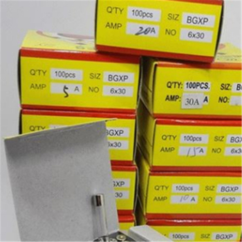 BGXP üvegcső biztosíték 6×30, 0,5–30 A, dobozban 100 db