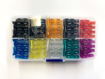 Set auto osigurača tipa blade u kutiji, amperi: 2A, 3A, 5A, 7,5A, 10A, 15A, 20A, 25A, 30A, 35A, 40A, 100 kom.