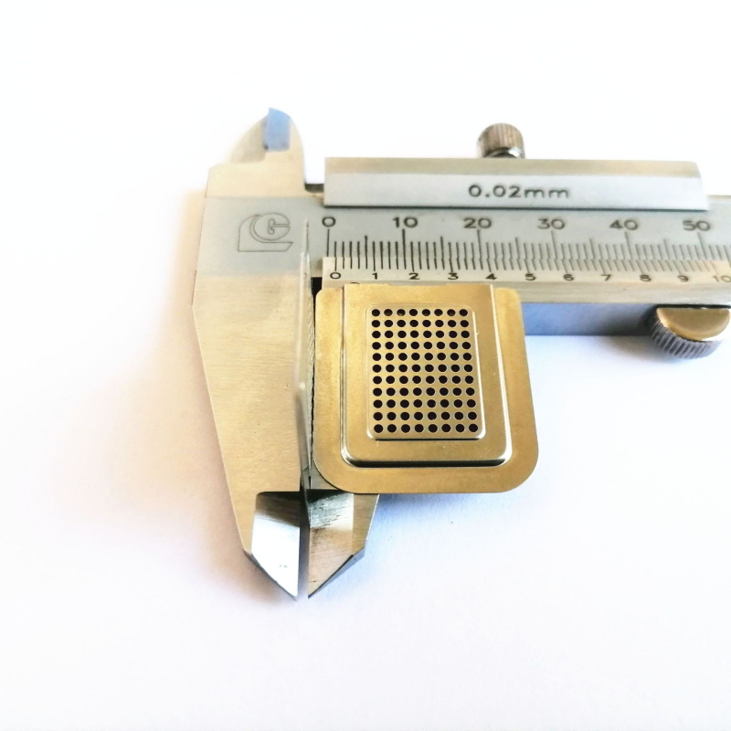 YN Piezoelektrični keramički zvučnik, kvadratnog oblika, izuzetno tanak 1 mm, dimenzije 25×26.5×1 mm, vodootporan, nemagnetan, otporan na smetnje, omnidirekcionalan