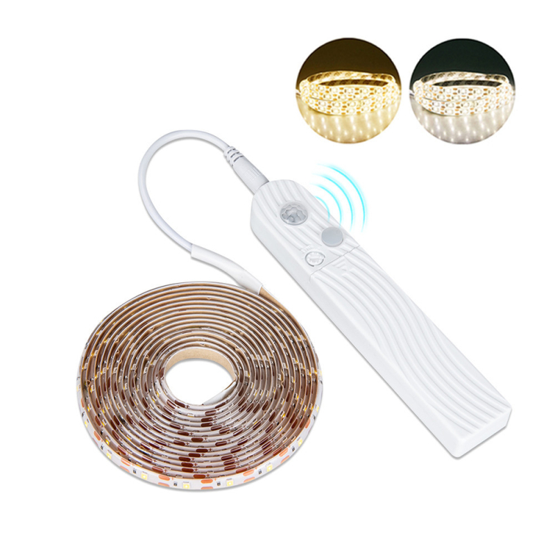 LED traka s senzorom pokreta i kutijom za baterije, USB dvostruko napajanje, vodootporna za garderobu i ispod kreveta