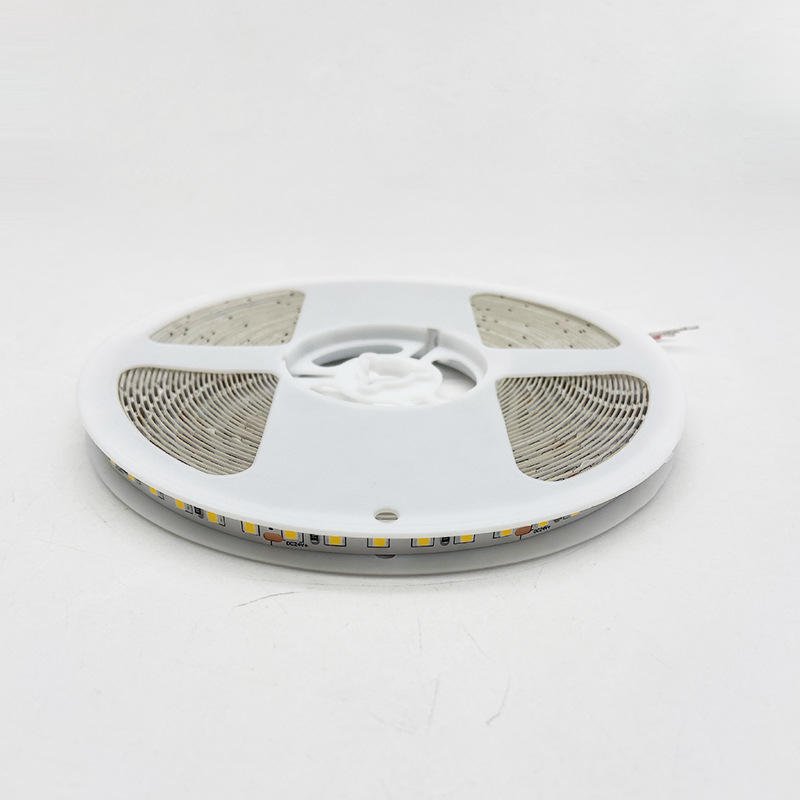 LED trak 24V, 120 LED, širina 8 mm, osvjetljenje ormarića, SMD2835, samoljepljiva, unutarnja uporaba, 10W, kut snopa 120°, CRI 80