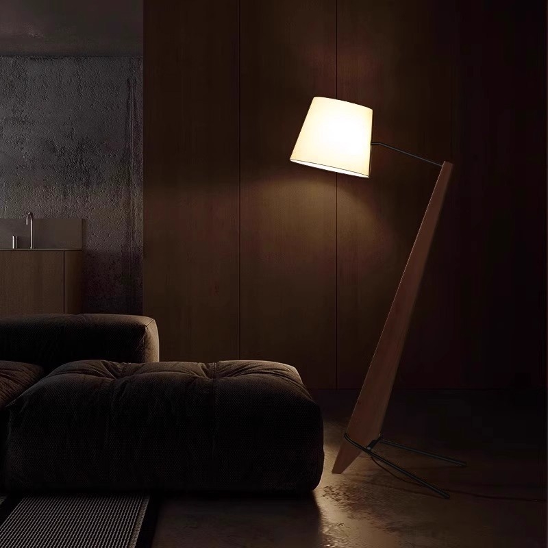 Nordijska podna lampa od masivnog drveta s tekstilnim abažūrom, LED, 180 cm, neprekidno podešavanje svjetla i trobojno podešavanje