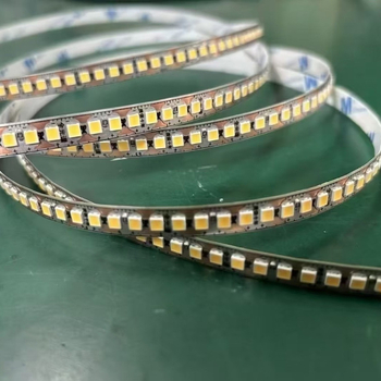 24V LED traka jedne boje, 120/180/192 LED, rezanje na bilo kojem mjestu